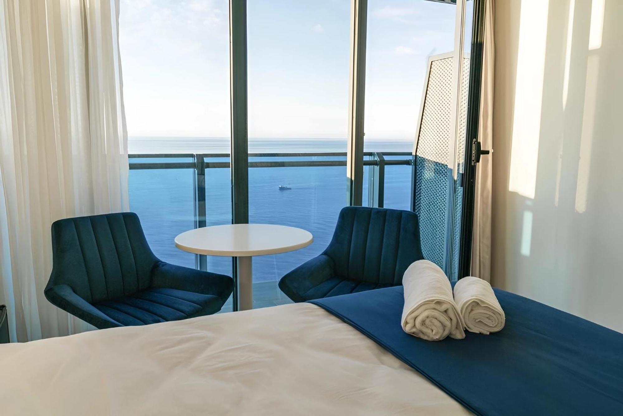 Orbi Batumi City Beach View Hotel Zewnętrze zdjęcie
