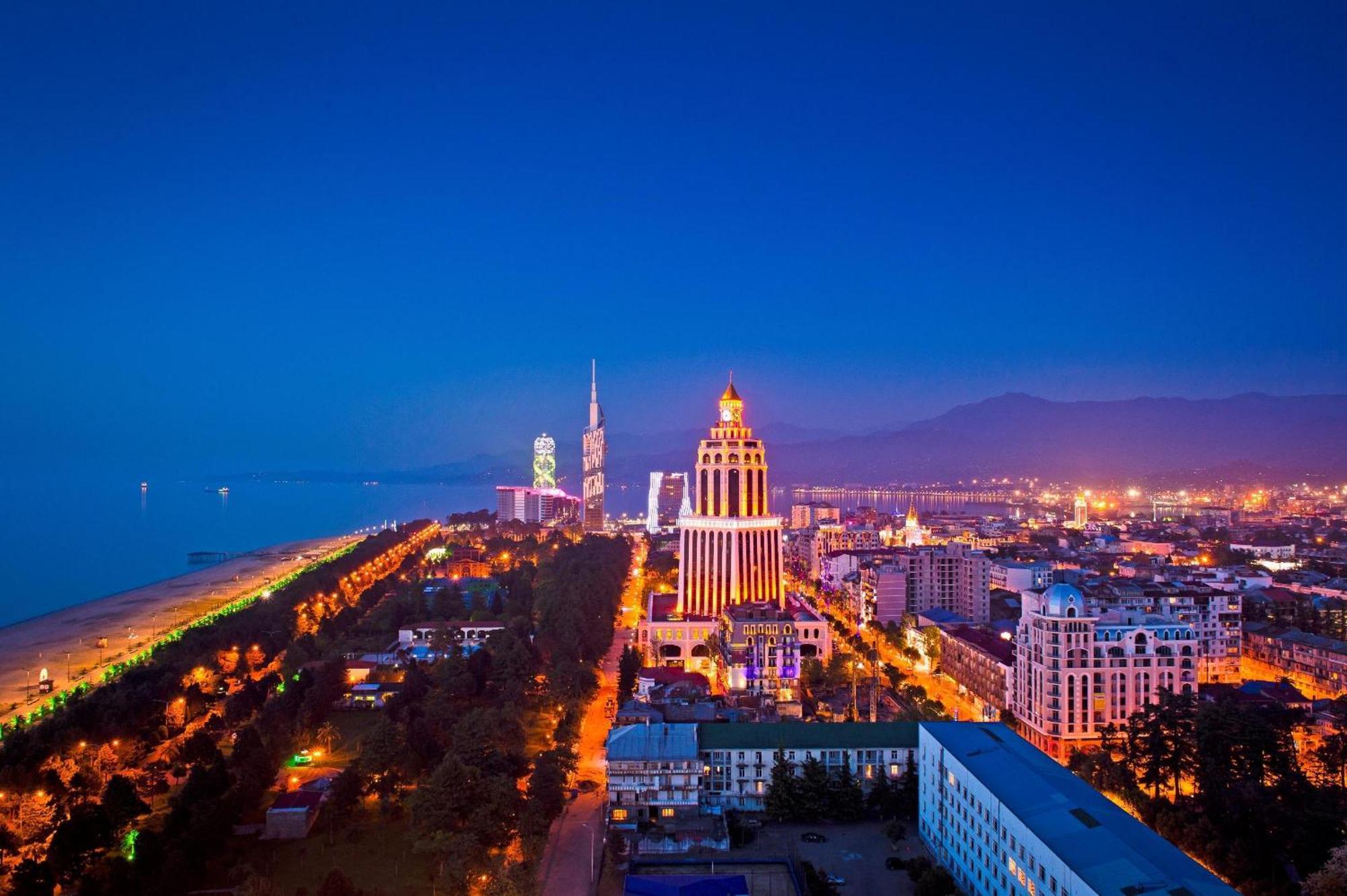 Orbi Batumi City Beach View Hotel Zewnętrze zdjęcie