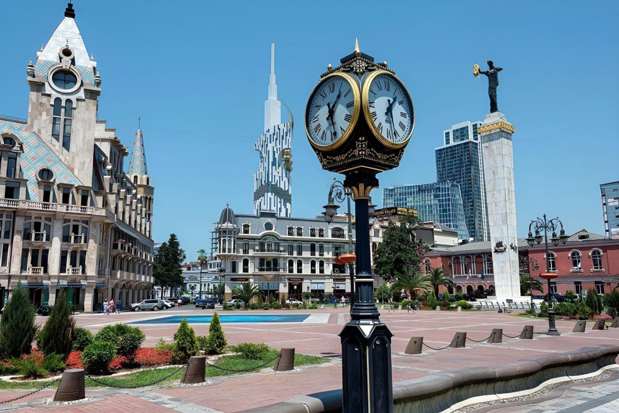 Orbi Batumi City Beach View Hotel Zewnętrze zdjęcie